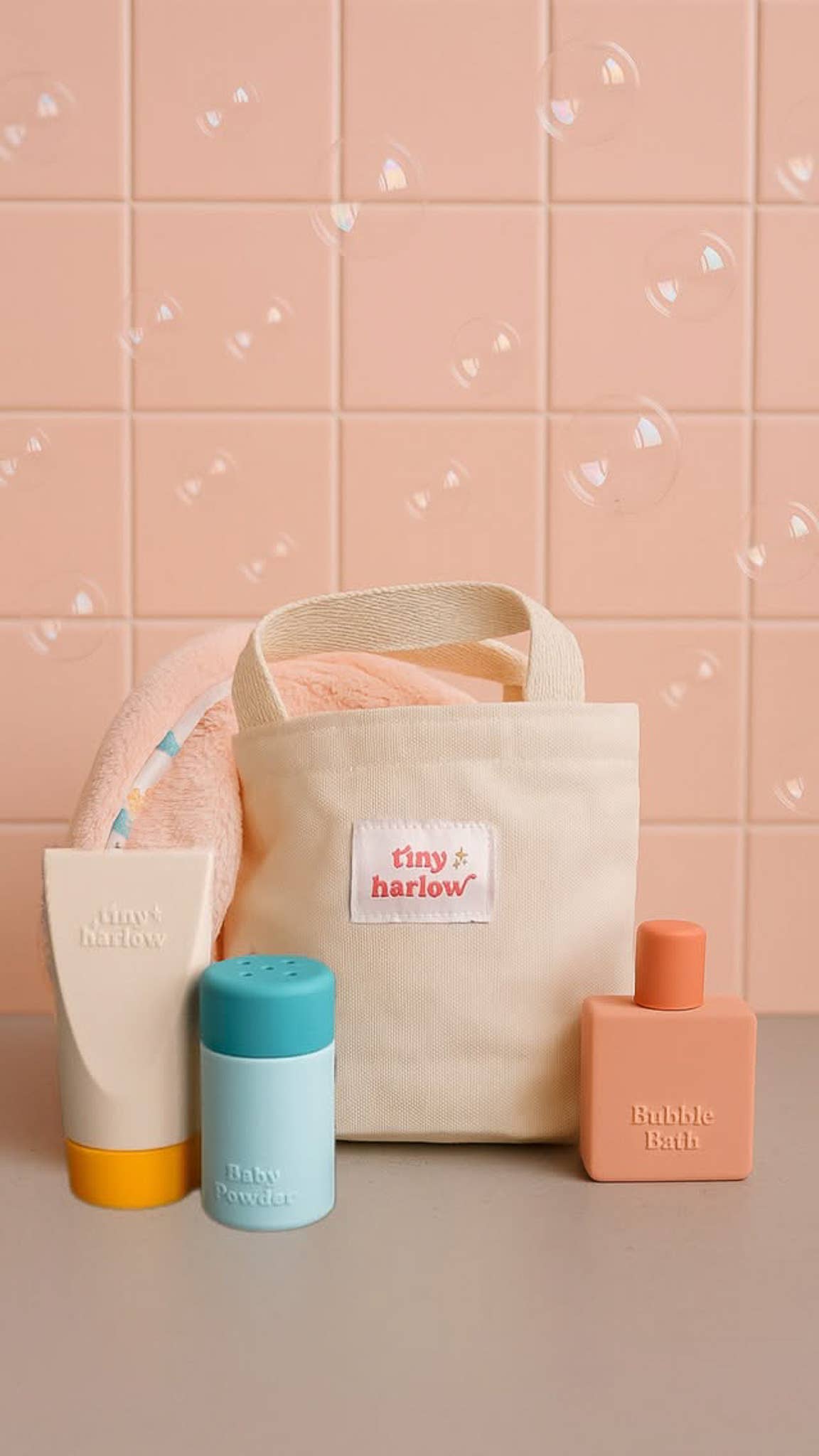 Tiny Harlow Doll Bath Time Set (front view) — Little Mamas Nursery